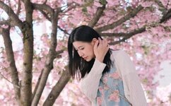 妖艳熟女阿姨在线播放